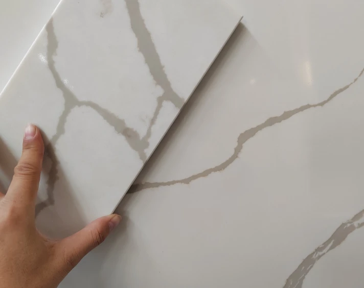 Gold Calacatta Quartz Stone suppliers